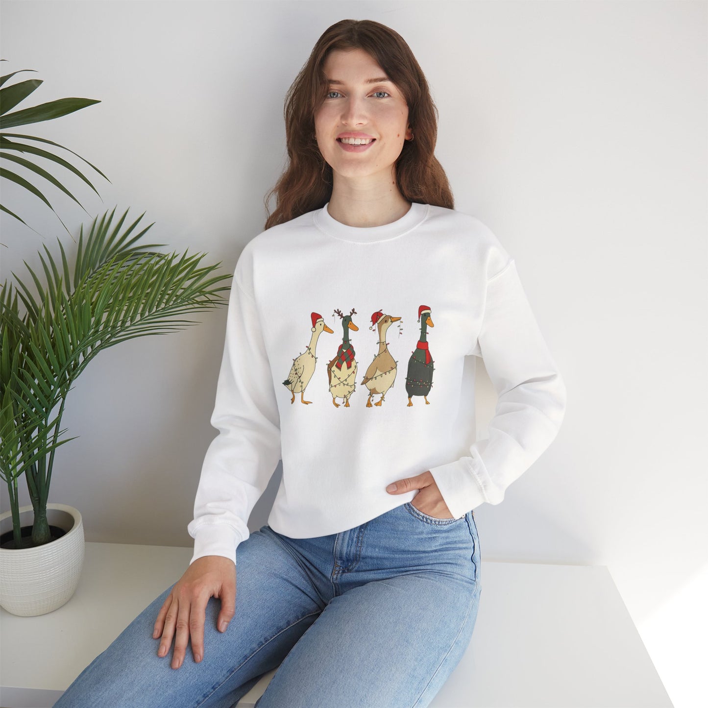 Unisex Heavy Blend™ mw2026 | Funny Christmas Goose Sweatshirt – Holiday Farm Animal Crewneck | Cute Unisex Winter Gift