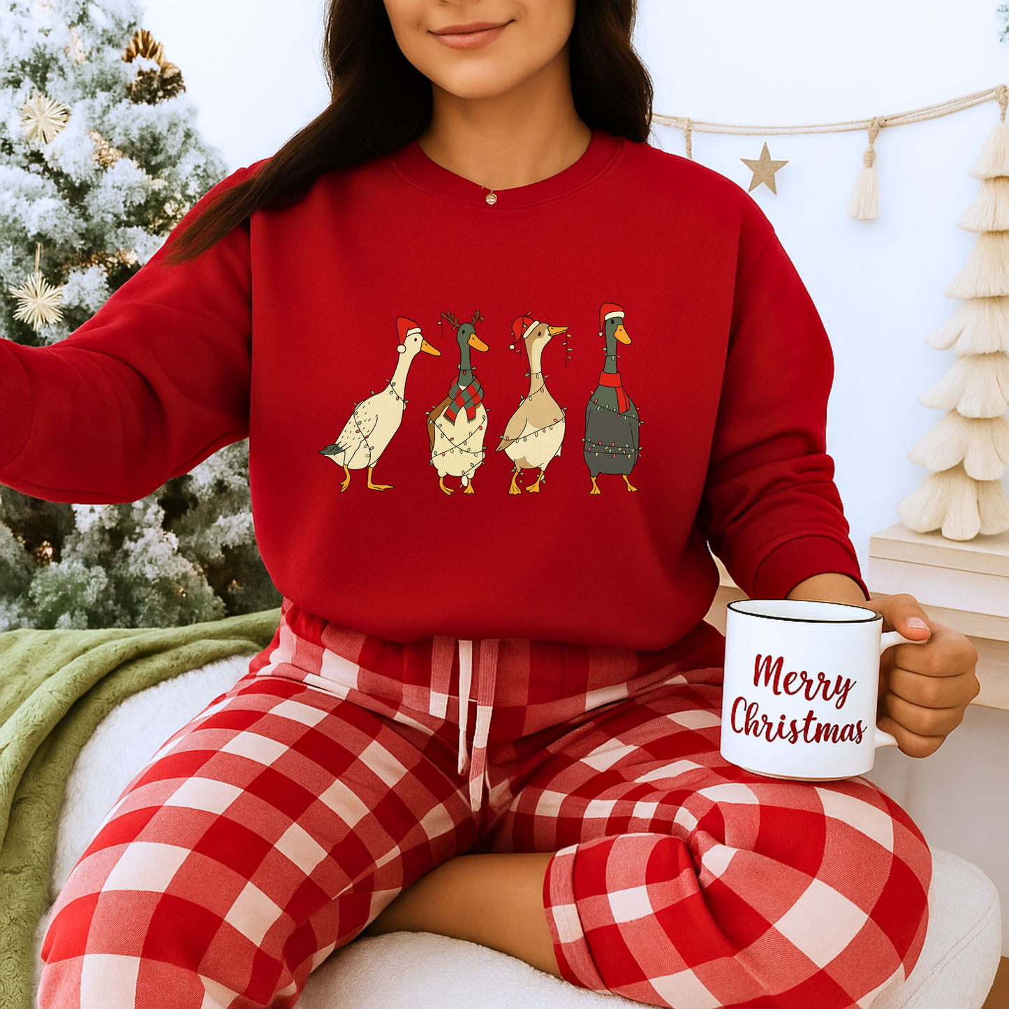 Unisex Heavy Blend™ mw2026 | Funny Christmas Goose Sweatshirt – Holiday Farm Animal Crewneck | Cute Unisex Winter Gift