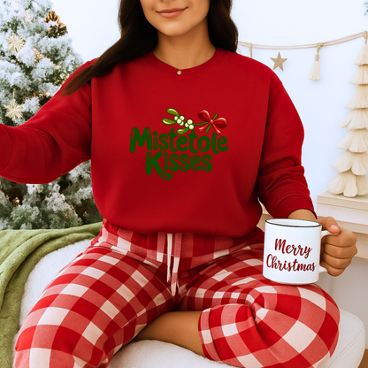Unisex Heavy Blend™ mw2094 | Mistletoe Kisses Christmas Sweatshirt – Cute Holiday Pullover, Festive Couple Gift, Cozy Winter Shirt