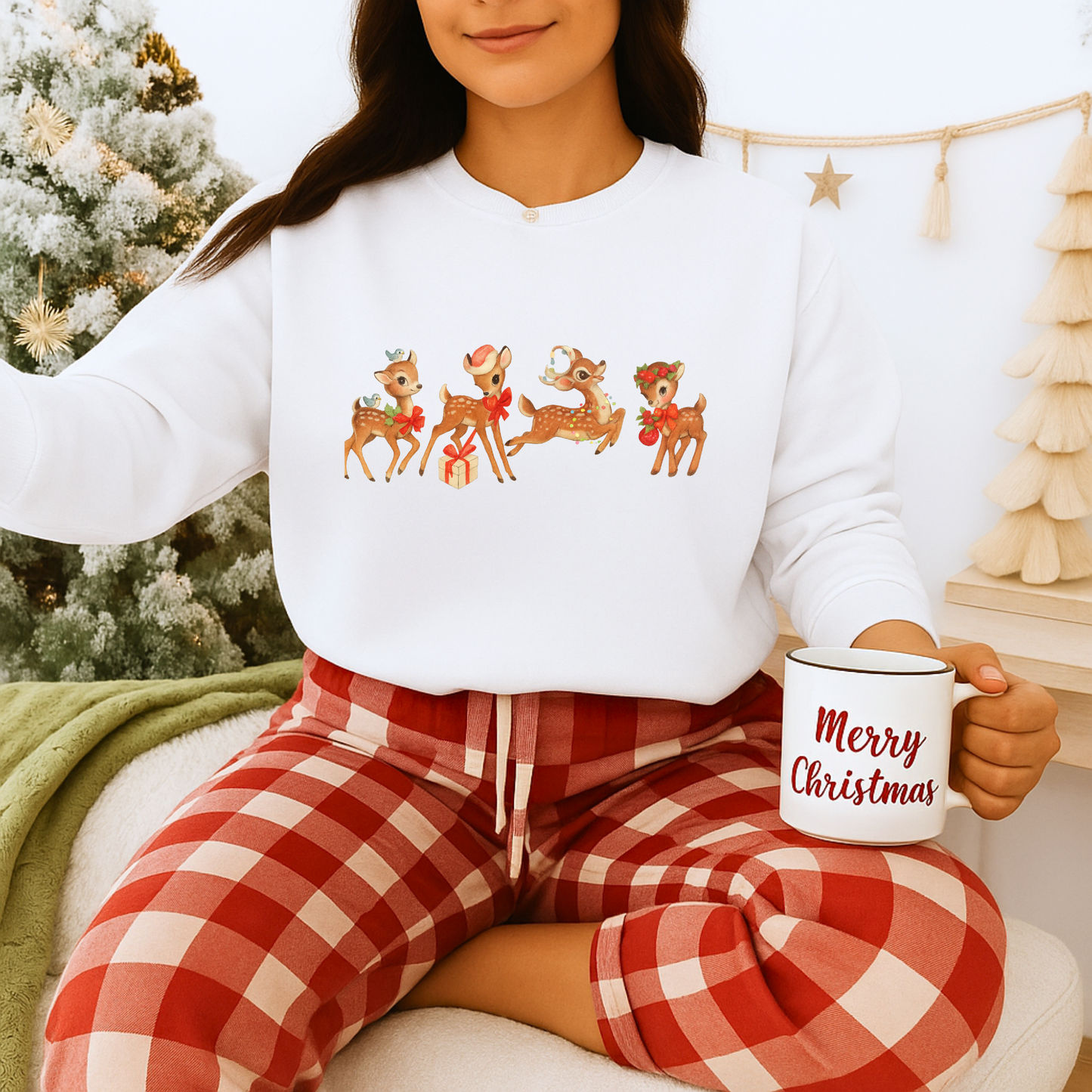 Unisex Heavy Blend™ mw2044 | Vintage Reindeer Christmas Sweatshirt – Cute Retro Deer Holiday Crewneck, Festive Winter Pullover