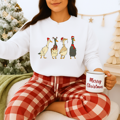 Unisex Heavy Blend™ mw2026 | Funny Christmas Goose Sweatshirt – Holiday Farm Animal Crewneck | Cute Unisex Winter Gift