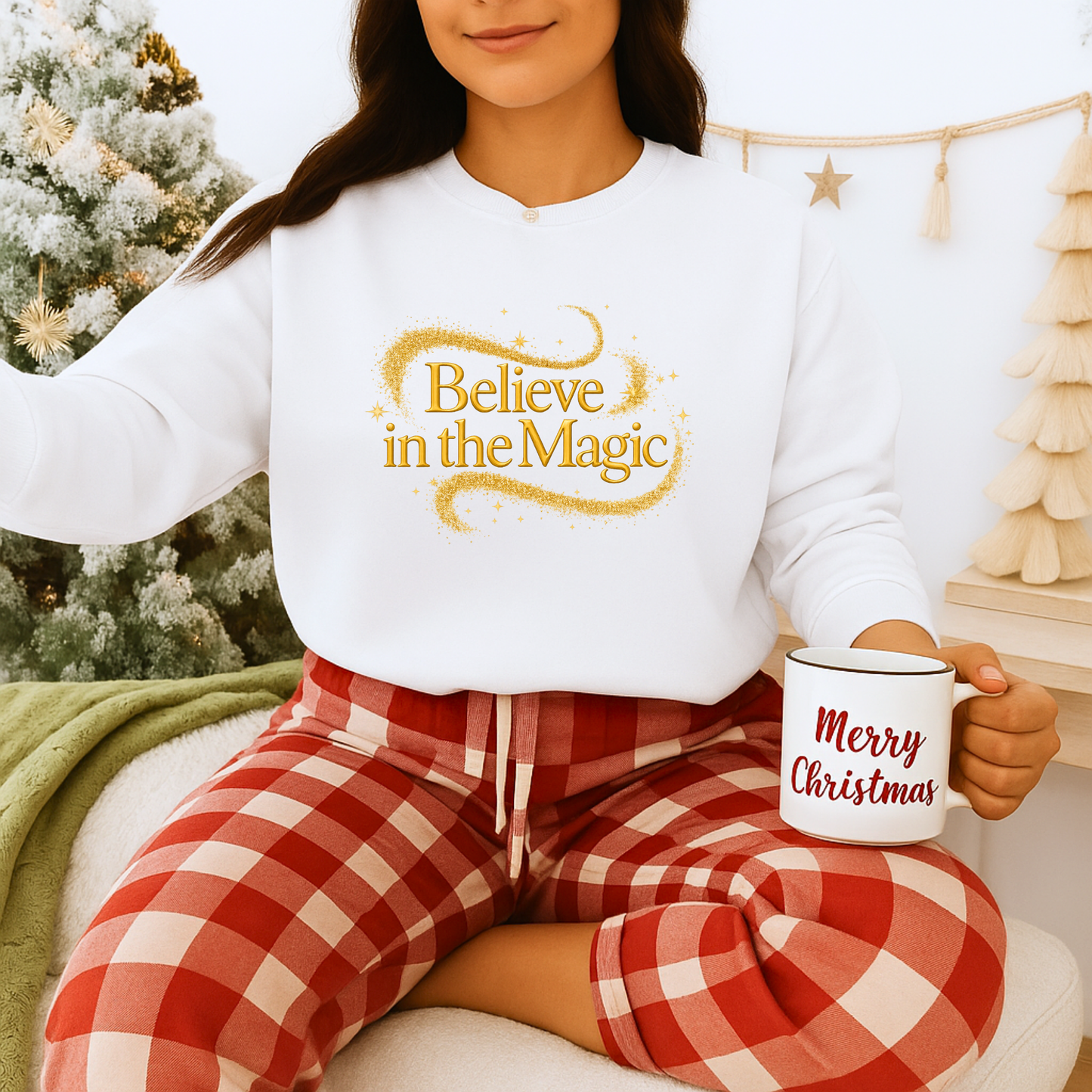 Unisex Heavy Blend™ mw2102 | Believe in the Magic Christmas Sweatshirt – Sparkly Holiday Crewneck, Festive Xmas Gift for Winter Lovers